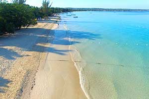 Seven Mile Beach in Negril Jamaica